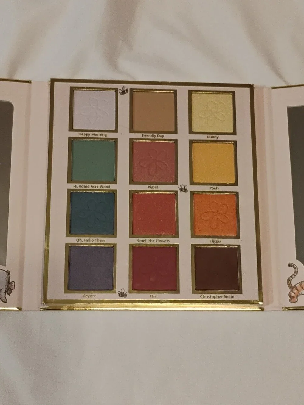 Winnie the Pooh Pink & Gold Eyeshadow Palette